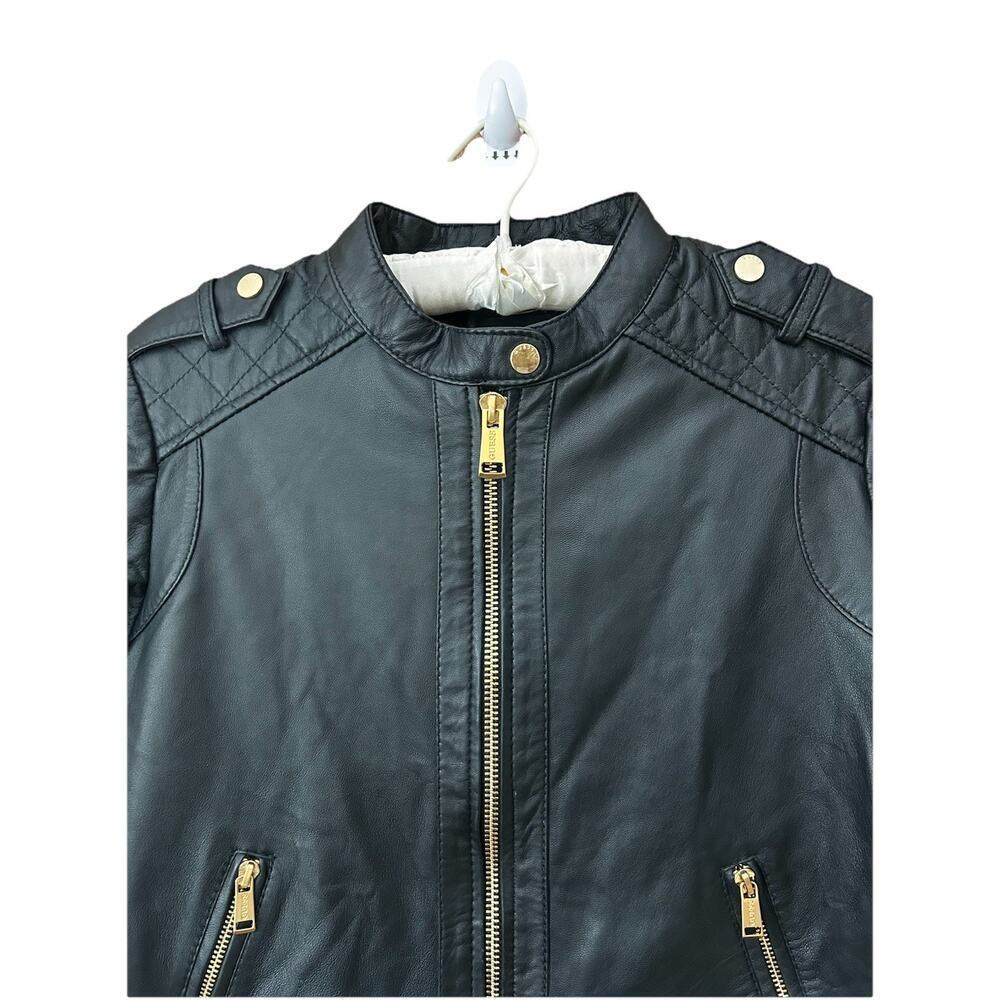 Guess Women’s Black Leather Moto Quilted Shoulder Gold Zips Biker Jacket Size M - Picture 2 of 16